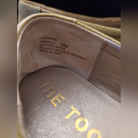 Green suede Me Too ballet flats with bow detail size 9M some wear inside front - Picture 3 of 6